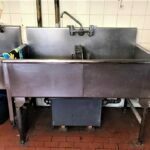 sink with 2 partitions