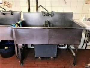 sink with 2 partitions