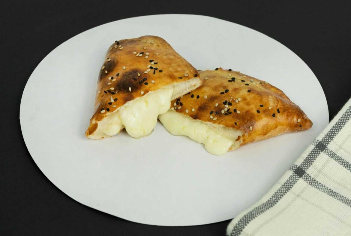 Cheesy bread picture