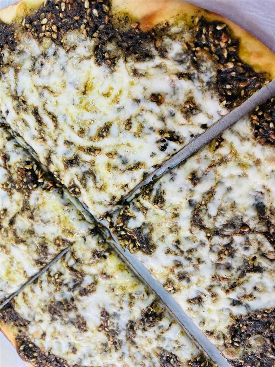 Pizza Picture 4 cut slice