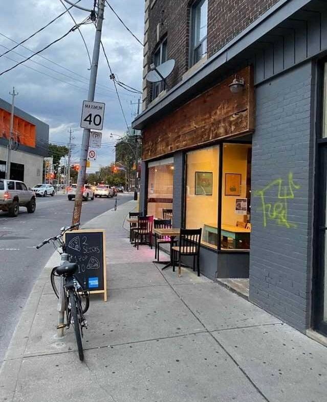 Village Pizzeria Restaurant For Sale