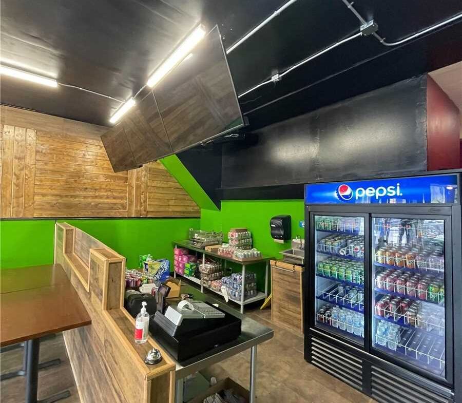 Restaurant Counter With Fridge