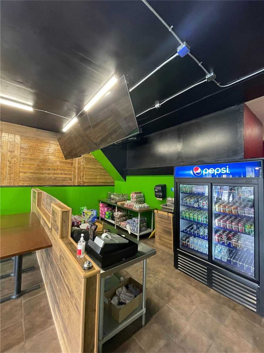 frontwoodstockrestaurantforsale Restaurant Counter With Fridge